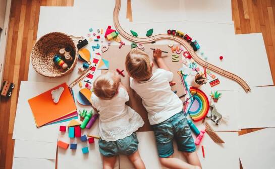 Rola rysunków dziecięcych w procesie tworzenia unikalnych maskotek na zamówienie