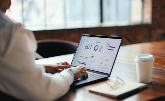 Znaczenie polskiej platformy przetargowej w strategii zakupowej dla firmy