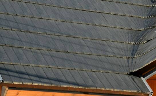 Wpływ impregnatu na trwałość kamiennego łupka w różnych warunkach