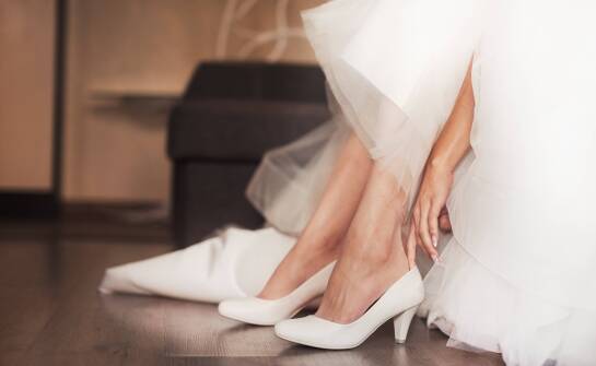 Komfortowe ślubne buty na niskim obcasie dla każdej panny młodej