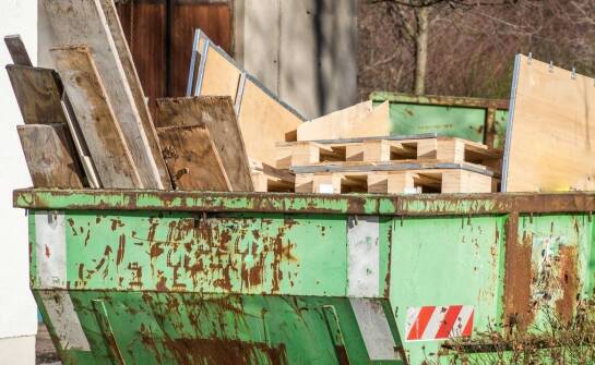 Dlaczego ważne jest dostosowanie wielkości kontenera do ilości odpadów budowlanych?