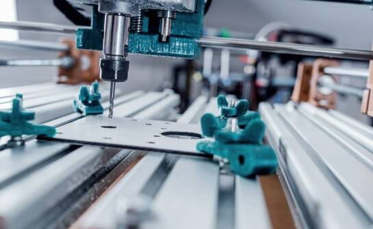 Znaczenie technicznego wsparcia dla przemysłu w obróbce CNC