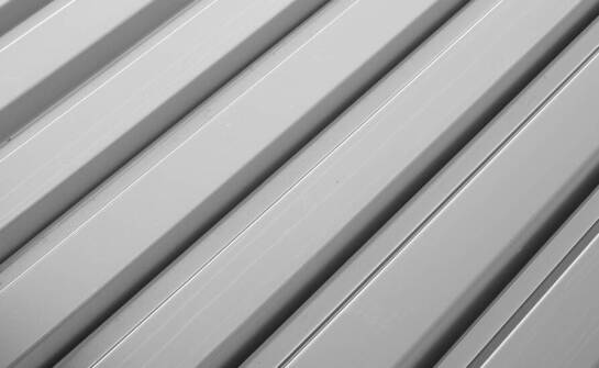 Jak aluminiowe gąski wpływają na efektywność odtleniania stali?