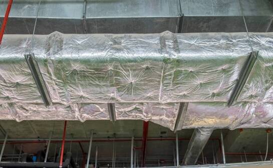 Jak przemysłowe izolacje mogą pomóc zredukować emisję CO2 w przedsiębiorstwach?