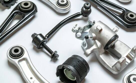 Jakie są kluczowe różnice między oryginalnymi a nieoryginalnymi częściami?