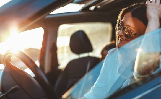 Czy trampki na platformie mogą przeszkadzać w prowadzeniu pojazdu?