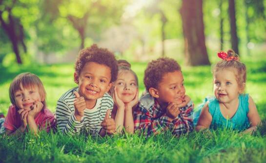 Jakie są korzyści z edukacji przez kontakt z naturą?