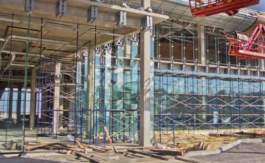Aluminiowe rusztowania – elastyczność i wszechstronność w zastosowaniach budowlanych