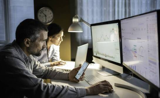 Jak nowoczesne technologie wspierają efektywność księgowych usług?