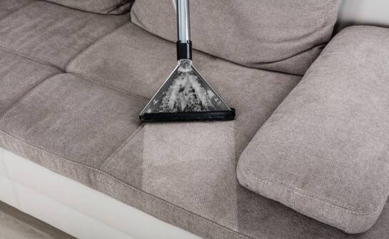 Dlaczego ozonowanie dywanów jest kluczowe dla usuwania nieprzyjemnych zapachów?