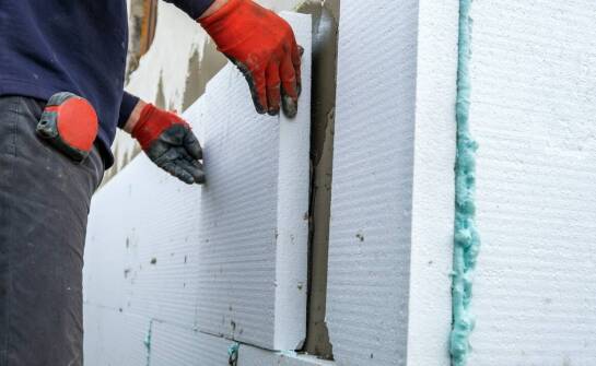 Innowacyjne metody instalacji płyty PIR na fundamencie w nowoczesnych projektach