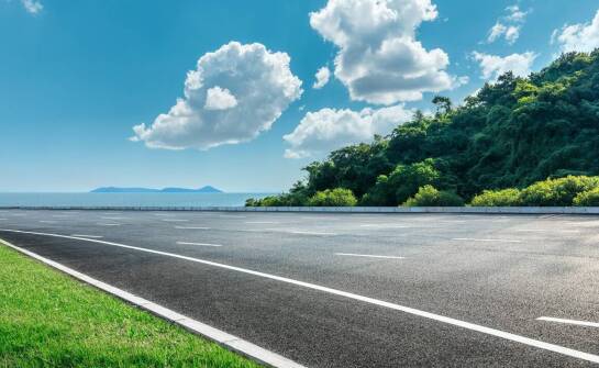 Rola pomiarowych systemów w monitorowaniu środowiskowych warunków na drogach