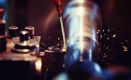 Wpływ nowoczesnych automatycznych myjek na jakość czyszczenia przemysłowych komponentów