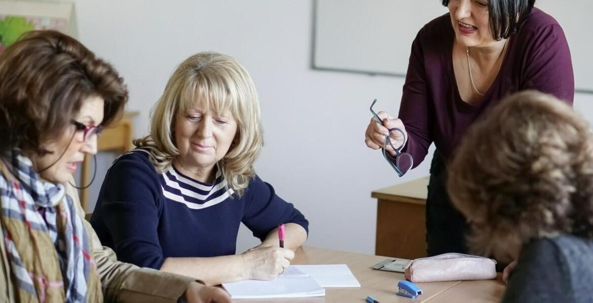 Wpływ scenariuszy zajęć dla nauczycieli na budowanie pozytywnej atmosfery w klasie