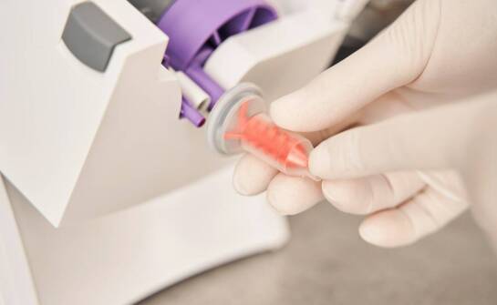 Wirówka do A-PRF w praktyce – najważniejsze aspekty użytkowania