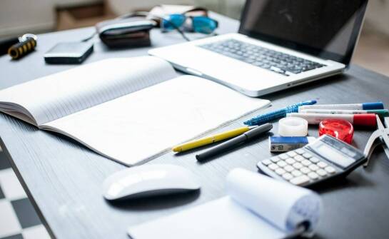 Jak księgowe usługi ułatwiają ewidencję czasu pracy?