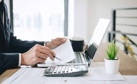 Jak usługi księgowe wspierają przedsiębiorstw rozliczenia podatkowe?