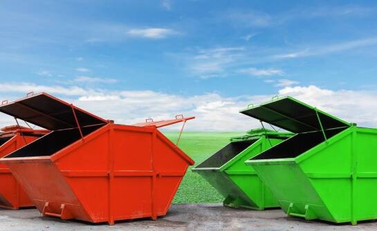 Zalety stosowania samowyładowczych kontenerów w logistyce przedsiębiorstwa