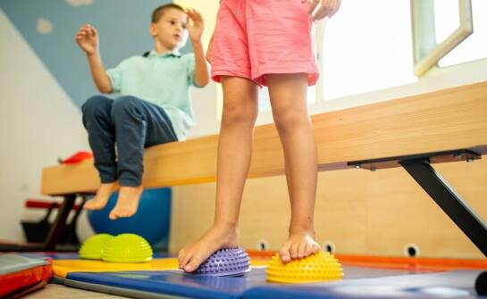 Jak metoda Warnkego wspomaga rozwój wzrokowo-ruchowej koordynacji u dzieci?