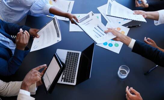 Jak prawo spółek wpływa na transparentność korporacyjnych działań?