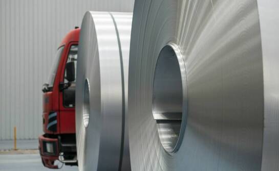 Wpływ nowoczesnych technologii na rozwój nierdzewnych folii