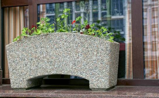 Estetyka i funkcjonalność betonowych warzywników w przestrzeniach miejskich