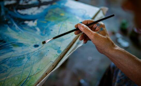 Jakie są możliwości rozwijania zdolności manualnych w domu spokojnej starości?