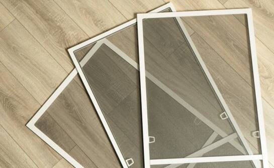 Jakie są dostępne technologie montażu moskitier?