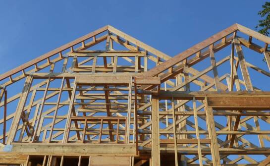 Szkieletowe domy jako rozwiązanie dla osób ceniących szybki czas realizacji