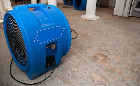 Jakie są korzyści z zastosowania mikrofalowej technologii w osuszaniu?