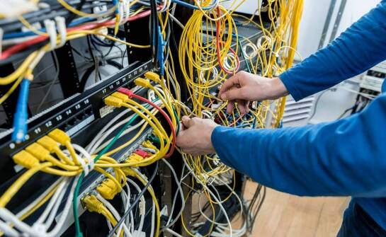 Nowoczesne techniki łączenia światłowodów w telekomunikacji