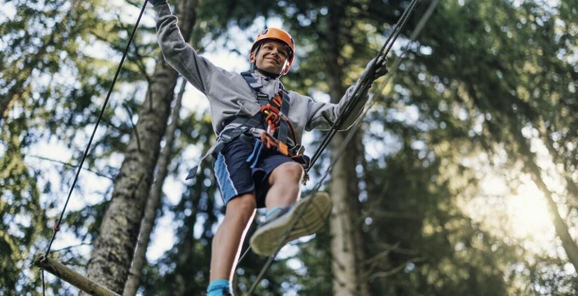 Kurs instruktora linowego parku: kluczowe elementy szkolenia