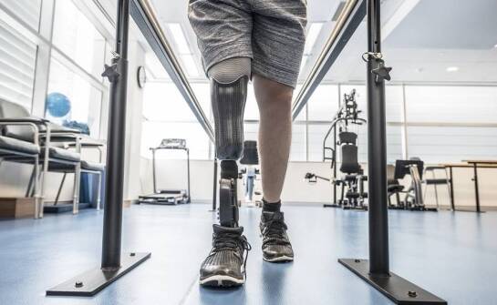 Kluczowe cechy podudzia protez wspierające codzienną aktywność