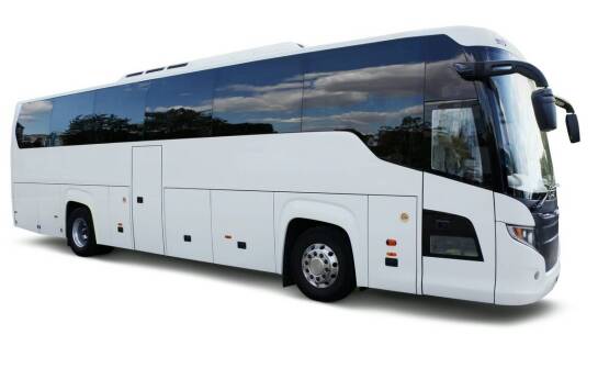 Wynajem autokaru na kulturalne eventy – jak zorganizować transport dla uczestników?