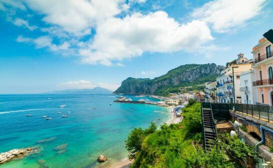 Noclegi w Ustce z widokiem na morze – dlaczego są tak popularne?