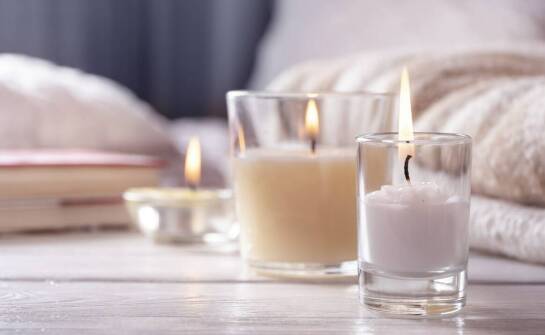 Reklamowe świeczki z nadrukiem – jak zwiększyć ich atrakcyjność?