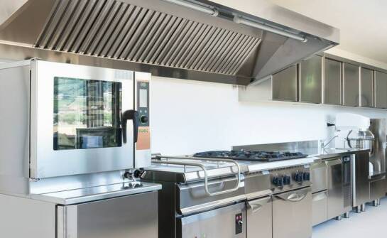 Zastosowanie zmiękczaczy wody w cateringach – korzyści i wyzwania