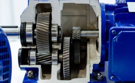 Jak dopasowanie części do ślimakowego podajnika może zwiększyć jego żywotność?