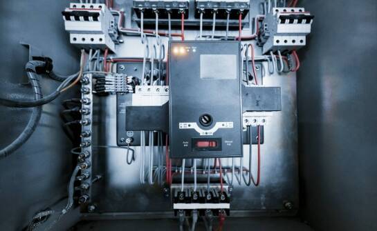 Zalety galwanizacji metali w przemyśle elektrotechnicznym