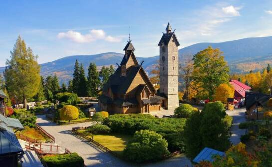 Największy skansen w Polsce: jak spędzić niezapomniany dzień z rodziną tam?