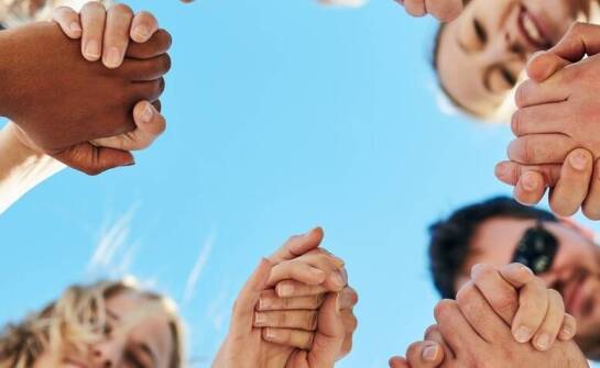 Od jakiego wieku można wziąć udział w kursie AFF spadochronowym?