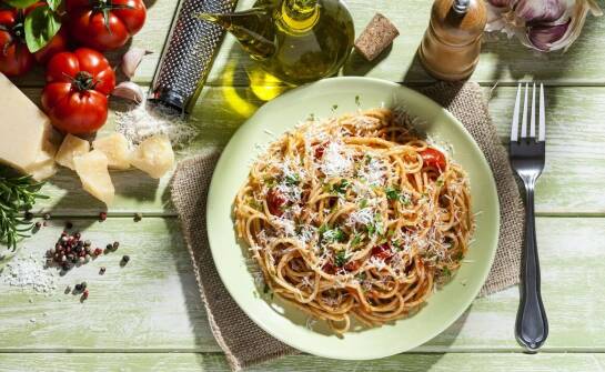 Jakie dania z makaronu polecamy w Szafran Bistro?