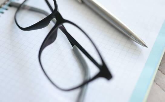 Jak oprawki rx6375 wpływają na komfort noszenia codziennych okularów?