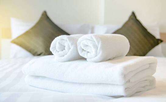 Dlaczego warto wybierać hotelowe ręczniki o wysokiej chłonności?