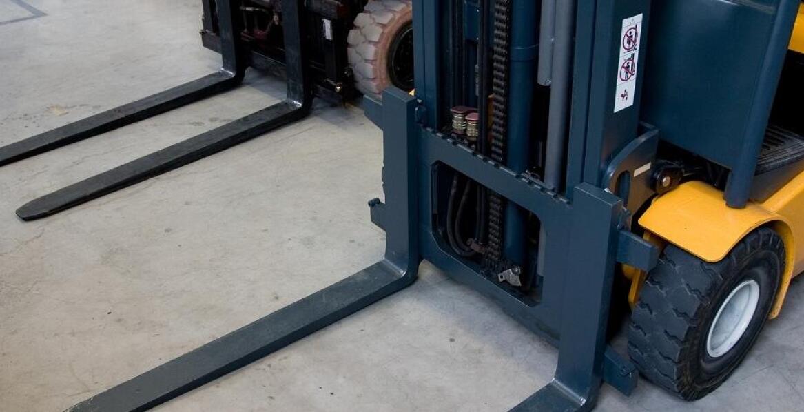 Elastyczność w zarządzaniu kosztami przy zakupie części do wózków widłowych