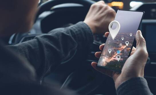 Pełna cyfryzacja usług taxi – jakie korzyści dla klientów?