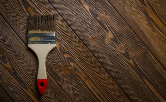 Duża szczotka do brody jako niezbędny element pielęgnacji męskiej