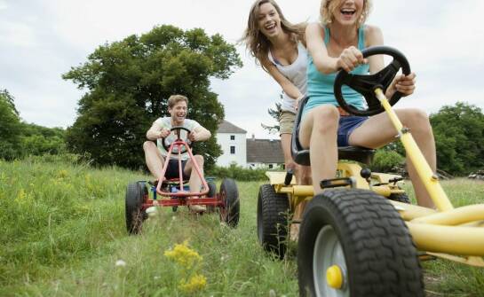 Koła do gokarta na pedały a bezpieczeństwo dziecka podczas jazdy