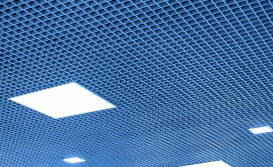 Zalety stosowania silikonowej pianki w akustycznych panelach