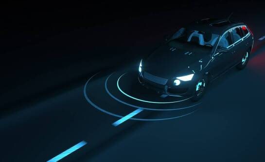 Wyznaczanie trasy samochodem: jakie technologie wspierają precyzyjne nawigowanie?